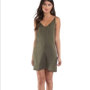 WILFRED Free xs Vivienne slip dress sage green